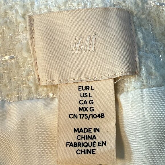 H&M Cream Tweed Cropped Jacket with Gold Buttons – Size Large - Picture 7 of 8